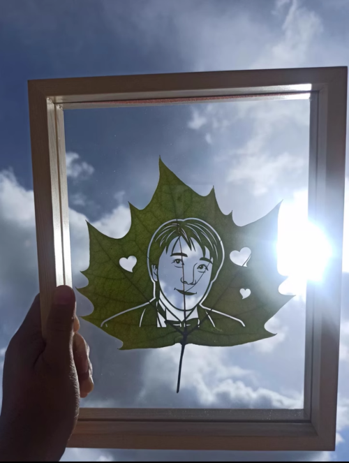 Hand-carved maple leaf customization